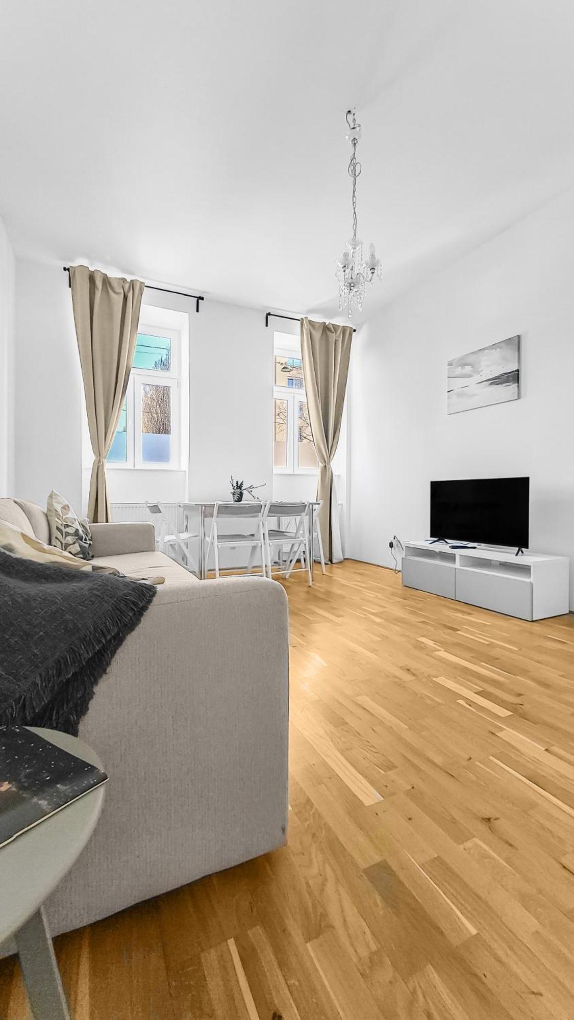 וינה N-West Apartment מראה חיצוני תמונה